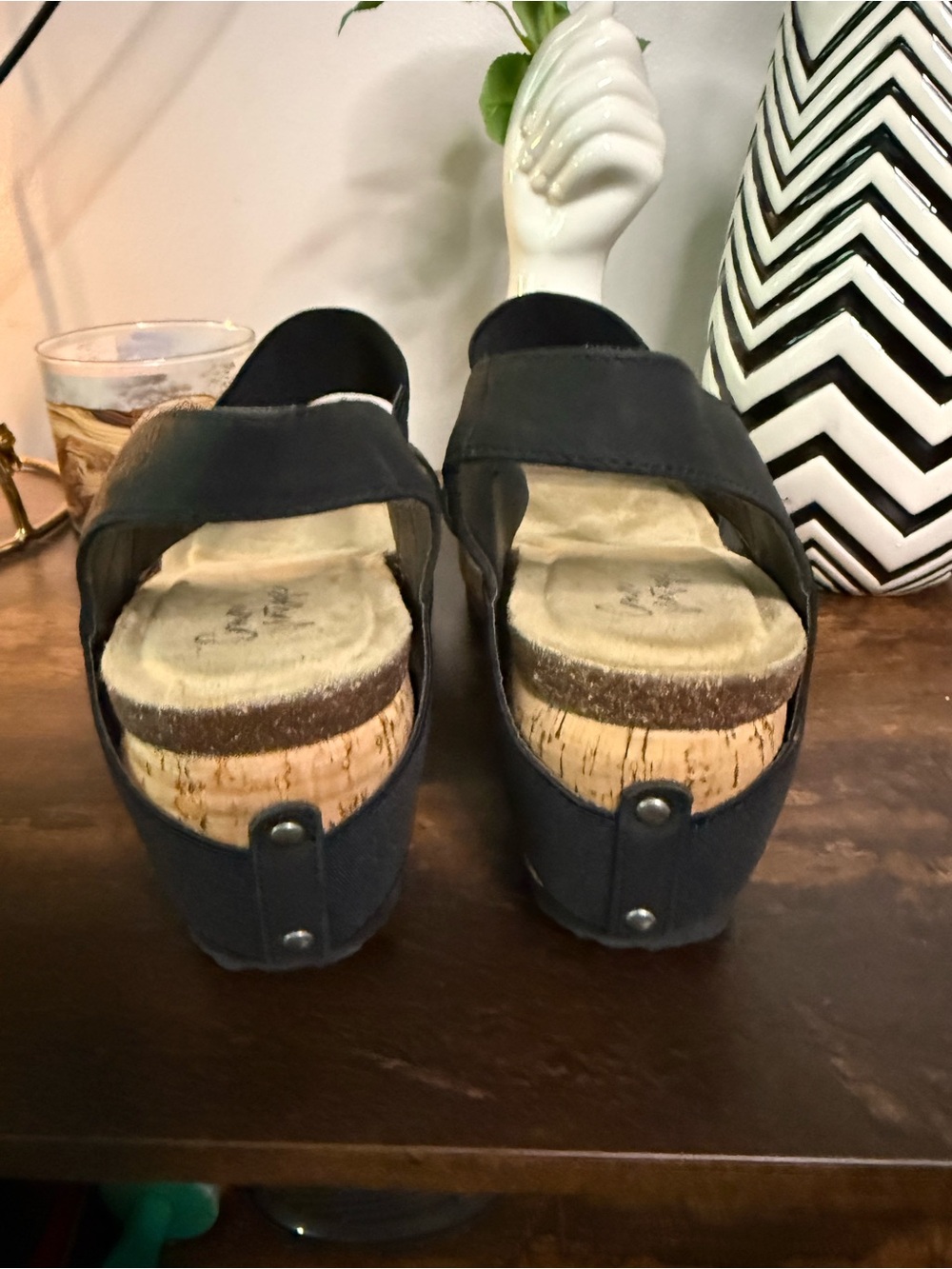 Crown Vintage Platform Wedge Sandals - Picture 3 of 5